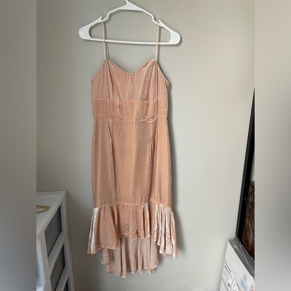 WAYF Velvet Peach High Low Strapless Dress Size Medium NWT - Picture 1 of 8